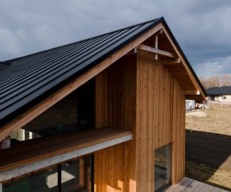 Czy okna dachowe są dobrym rozwiązaniem na poddaszu użytkowym?